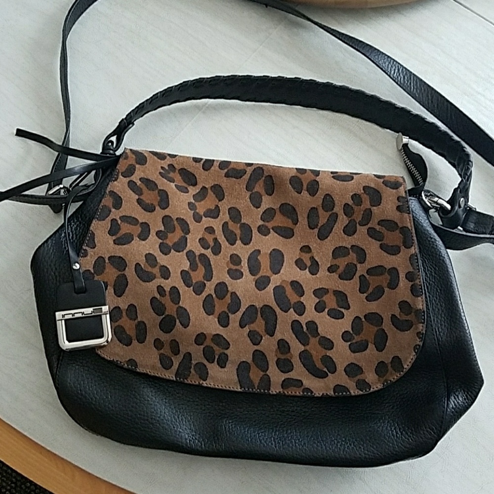 Black/cheetah leather bag